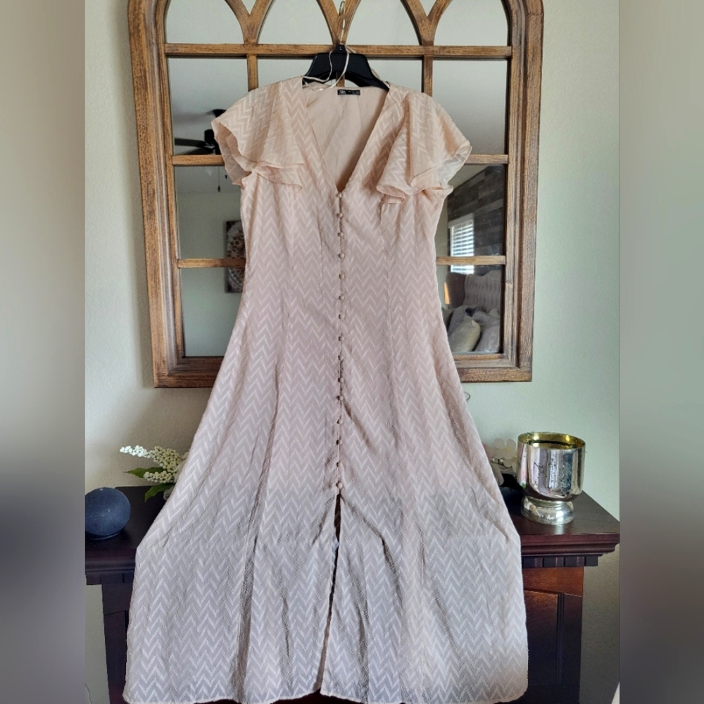 Elegant Cream Button-Down Dress